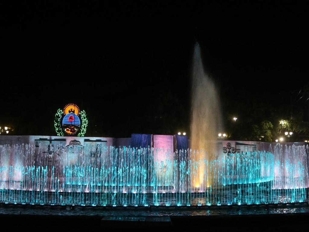 Departamento Altos Plaza Independencia Ubicadisimo!! Apartment เมนโดซา ภายนอก รูปภาพ